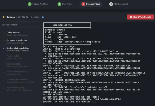 Bootstrap del contenedor: detección de capacidades, carga de perfil, filtrado de skills, registro de MCP, y lanzamiento de Claude Code